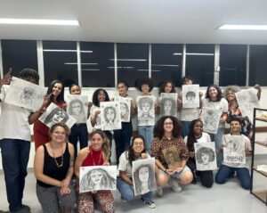 Leia mais sobre o artigo Evento integra academia e artistas da Baixada, com palestras, apresentação de trabalhos e exposição de artes